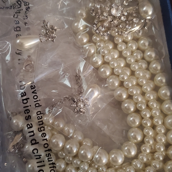 Wedding jewlery - Picture 3 of 5